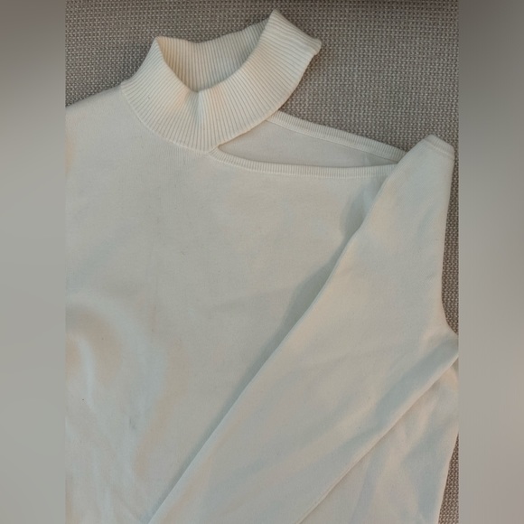 A.L.C. Sweater Top (M) - Picture 5 of 5